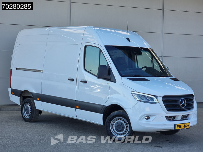 Mercedes-Benz Sprinter 315 CDI Automaat L2H2 LED Trekhaak Navi Airco Cruise Camera MBUX L2 10m3 Airco Trekhaak Cruise control - Furgon: obrázek 3 Mercedes-Benz Sprinter 315 CDI Automaat L2H2 LED Trekhaak Navi Airco Cruise Camera MBUX L2 10m3 Airco Trekhaak Cruise control - Furgon: obrázek 3