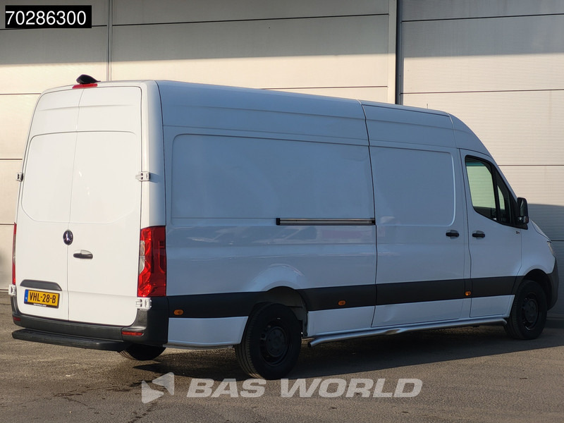 Mercedes-Benz Sprinter 315 CDI Automaat L3H2 Navi Airco Cruise Camera MBUX Carplay Euro6 L3 15m3 Airco Cruise control - Furgon: obrázek 3 Mercedes-Benz Sprinter 315 CDI Automaat L3H2 Navi Airco Cruise Camera MBUX Carplay Euro6 L3 15m3 Airco Cruise control - Furgon: obrázek 3