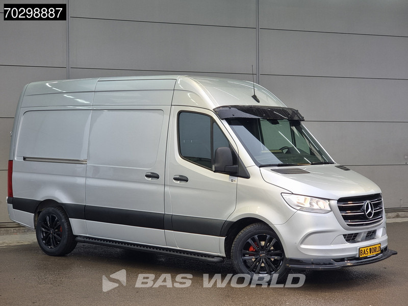 Mercedes-Benz Sprinter 315 CDI COMING SOON! Automaat L2H2 BW Special Edition 18'' Zonneklep Sidesteps Camera PDC MBUX CarPlay 150PK Euro6 L2 11m3 Airco - Malá dodávka: obrázek 3 Mercedes-Benz Sprinter 315 CDI COMING SOON! Automaat L2H2 BW Special Edition 18'' Zonneklep Sidesteps Camera PDC MBUX CarPlay 150PK Euro6 L2 11m3 Airco - Malá dodávka: obrázek 3