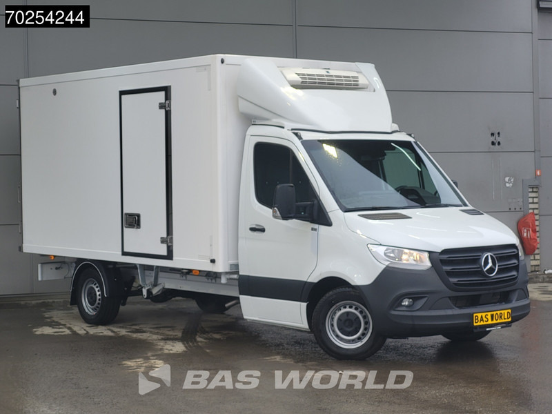 Mercedes-Benz Sprinter 315 CDI Koelwagen Thermo King V-300max 230V stekker Bakwagen Koel Kühlwagen 16m3 Airco Cruise control - Chladící dodávka: obrázek 3 Mercedes-Benz Sprinter 315 CDI Koelwagen Thermo King V-300max 230V stekker Bakwagen Koel Kühlwagen 16m3 Airco Cruise control - Chladící dodávka: obrázek 3