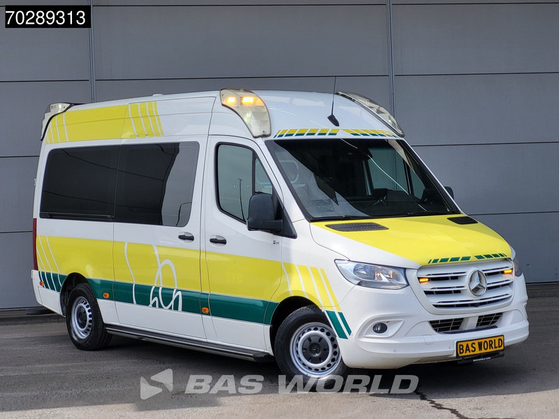 Mercedes-Benz Sprinter 316 CDI Ambulance Brancard Automaat Ziekenwagen Airco Cruise Camera Parkeersensoren Standkachel Euro6 Rettungswagen Krankenwagen - Pohotovostní vůz: obrázek 3 Mercedes-Benz Sprinter 316 CDI Ambulance Brancard Automaat Ziekenwagen Airco Cruise Camera Parkeersensoren Standkachel Euro6 Rettungswagen Krankenwagen - Pohotovostní vůz: obrázek 3