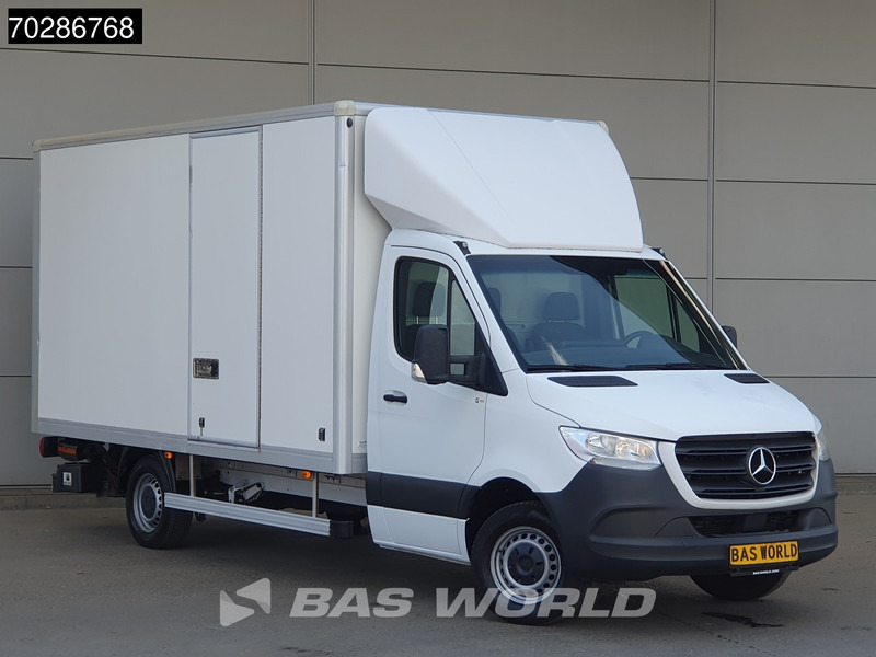 Mercedes-Benz Sprinter 316 CDI Laadklep Automaat Zijdeur Bakwagen Navi Airco MBUX Lat om Lat Euro6 Meubelbak Koffer 20m3 Airco - Dodávka skřín: obrázek 5 Mercedes-Benz Sprinter 316 CDI Laadklep Automaat Zijdeur Bakwagen Navi Airco MBUX Lat om Lat Euro6 Meubelbak Koffer 20m3 Airco - Dodávka skřín: obrázek 5