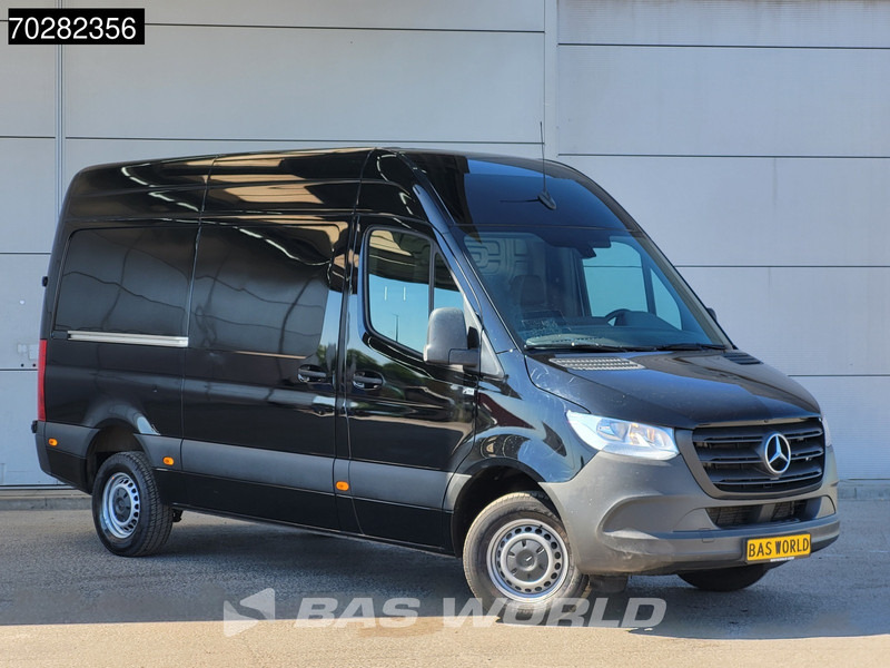 Mercedes-Benz Sprinter 317 CDI Automaat L2H2 170PK Airco Camera MBUX Euro6 L2 12m3 Airco - Furgon: obrázek 5 Mercedes-Benz Sprinter 317 CDI Automaat L2H2 170PK Airco Camera MBUX Euro6 L2 12m3 Airco - Furgon: obrázek 5