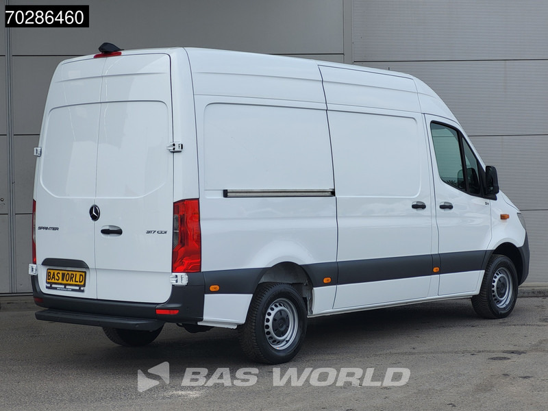 Mercedes-Benz Sprinter 317 CDI Automaat L2H2 Navi Airco Cruise Camera Parkeersensoren MBUX Euro6 L2 12m3 Airco Cruise control - Furgon: obrázek 5 Mercedes-Benz Sprinter 317 CDI Automaat L2H2 Navi Airco Cruise Camera Parkeersensoren MBUX Euro6 L2 12m3 Airco Cruise control - Furgon: obrázek 5