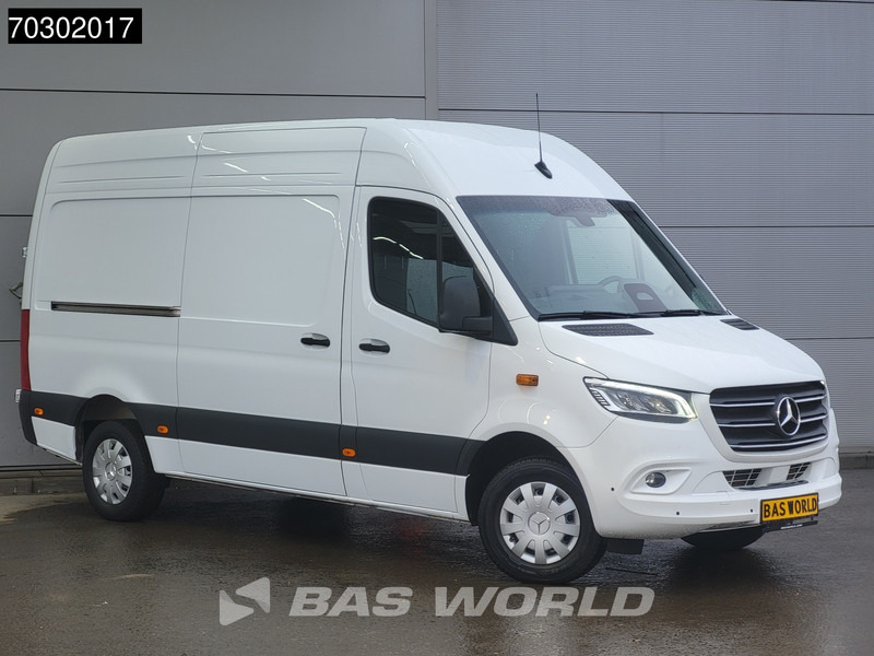 Mercedes-Benz Sprinter 317 CDI Automaat L2H2 Trekhaak 170PK LED Xenon ACC Navi Airco Cruise Camera Parkeersensoren 10inch MBUX CarPlay Euro6 L2 Airco T - Furgon: obrázek 3 Mercedes-Benz Sprinter 317 CDI Automaat L2H2 Trekhaak 170PK LED Xenon ACC Navi Airco Cruise Camera Parkeersensoren 10inch MBUX CarPlay Euro6 L2 Airco T - Furgon: obrázek 3