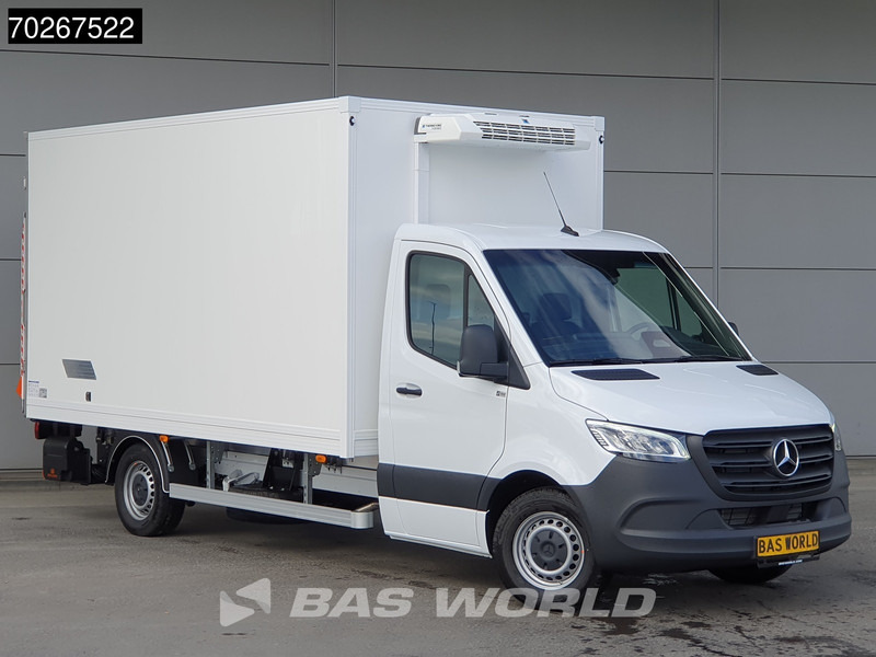 Mercedes-Benz Sprinter 317 CDI Koelwagen Vriezer Laadklep Thermo King V-200 MAX 230V Stekker LED Airco Euro6 Koel Koeler Kühl Kühler Vries Vriezer Kühl - Chladící dodávka: obrázek 5 Mercedes-Benz Sprinter 317 CDI Koelwagen Vriezer Laadklep Thermo King V-200 MAX 230V Stekker LED Airco Euro6 Koel Koeler Kühl Kühler Vries Vriezer Kühl - Chladící dodávka: obrázek 5