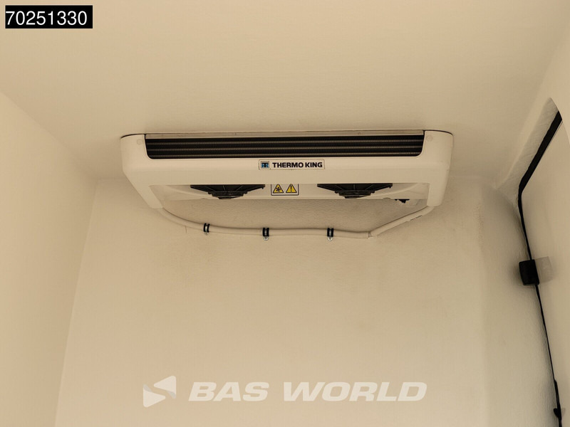 Mercedes-Benz Sprinter 317 CDI L3H2 Koelwagen Thermo King V-200 MAX 230V Stekker Trekhaak Airco Cruise Camera Navi Koeler Koel Kühlwagen 12m3 Airco Tre - Chladící dodávka: obrázek 5 Mercedes-Benz Sprinter 317 CDI L3H2 Koelwagen Thermo King V-200 MAX 230V Stekker Trekhaak Airco Cruise Camera Navi Koeler Koel Kühlwagen 12m3 Airco Tre - Chladící dodávka: obrázek 5