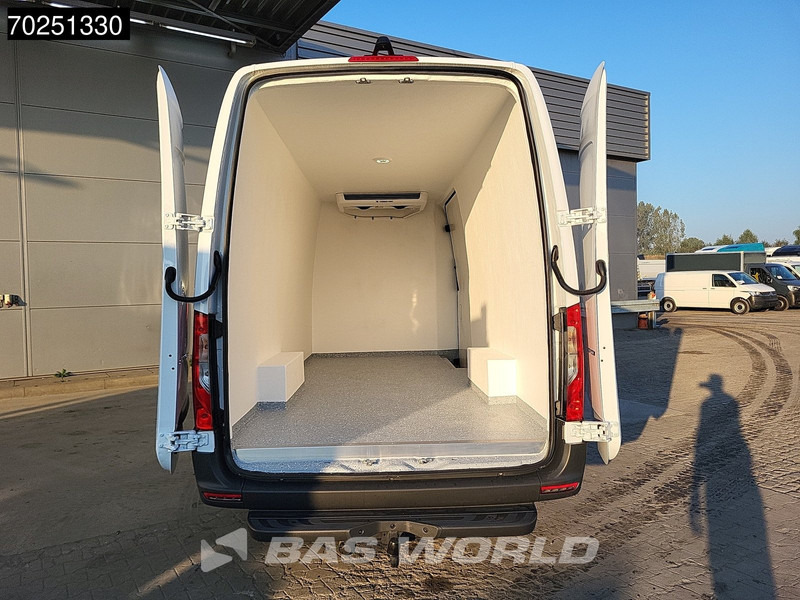 Mercedes-Benz Sprinter 317 CDI L3H2 Koelwagen Thermo King V-200 MAX 230V Stekker Trekhaak Airco Cruise Camera Navi Koeler Koel Kühlwagen 12m3 Airco Tre - Chladící dodávka: obrázek 3 Mercedes-Benz Sprinter 317 CDI L3H2 Koelwagen Thermo King V-200 MAX 230V Stekker Trekhaak Airco Cruise Camera Navi Koeler Koel Kühlwagen 12m3 Airco Tre - Chladící dodávka: obrázek 3