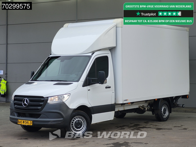 Mercedes-Benz Sprinter 317 CDI Laadklep Automaat Bakwagen 170PK Airco Camera Euro6 Meubelbak Koffer Airco - Dodávka skřín: obrázek 1 Mercedes-Benz Sprinter 317 CDI Laadklep Automaat Bakwagen 170PK Airco Camera Euro6 Meubelbak Koffer Airco - Dodávka skřín: obrázek 1