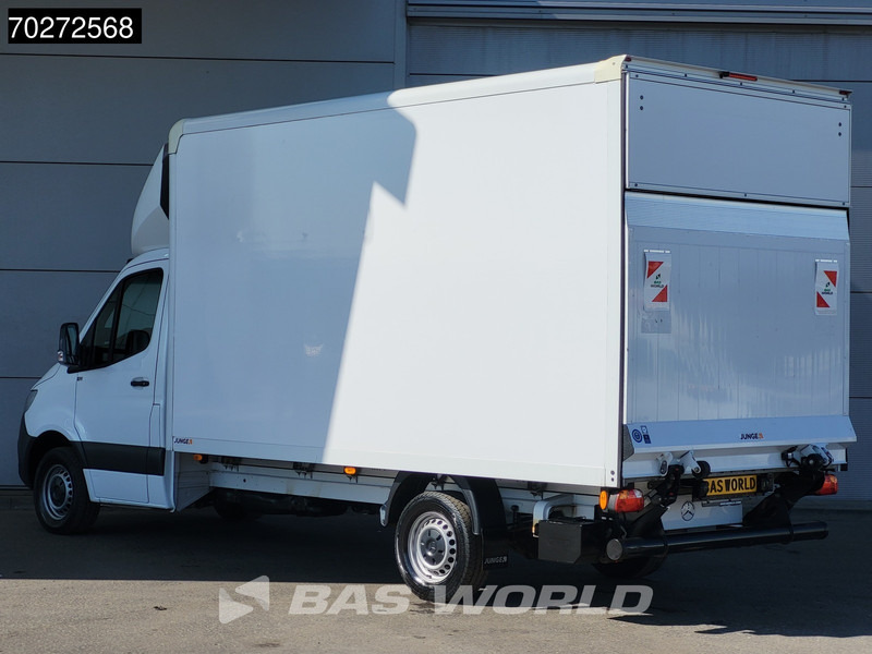 Mercedes-Benz Sprinter 317 CDI Laadklep Automaat Bakwagen 170PK Camera Airco Euro6 Meubelbak Koffer 20m3 Airco - Dodávka skřín: obrázek 5 Mercedes-Benz Sprinter 317 CDI Laadklep Automaat Bakwagen 170PK Camera Airco Euro6 Meubelbak Koffer 20m3 Airco - Dodávka skřín: obrázek 5