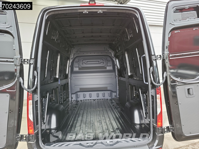 Mercedes-Benz Sprinter 319 CDI Automaat L2H2 Black Edition 2025model ACC LED Navi Camera Velgen 10m3 Airco - Furgon: obrázek 2 Mercedes-Benz Sprinter 319 CDI Automaat L2H2 Black Edition 2025model ACC LED Navi Camera Velgen 10m3 Airco - Furgon: obrázek 2
