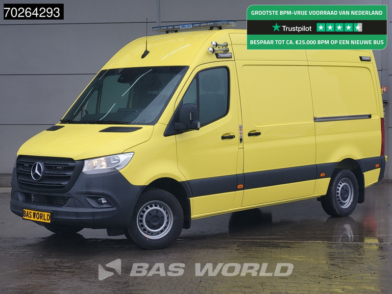 Mercedes-Benz Sprinter 319 CDI Automaat Nieuw! Complete Ambulance Ziekenwagen Rettungswagen Krankenwagen Airco - Pohotovostní vůz: obrázek 1 Mercedes-Benz Sprinter 319 CDI Automaat Nieuw! Complete Ambulance Ziekenwagen Rettungswagen Krankenwagen Airco - Pohotovostní vůz: obrázek 1