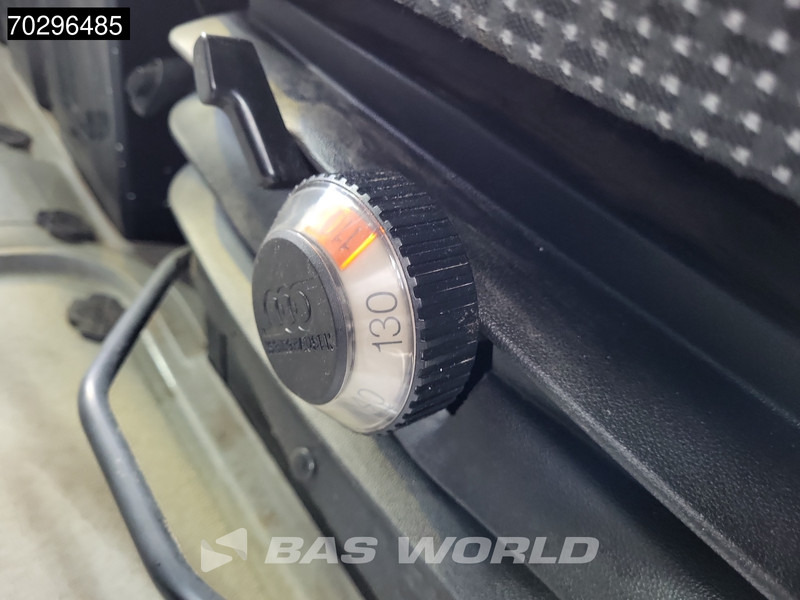 Furgon Mercedes-Benz Sprinter 515 CDI XXL Automaat Dubbellucht Hoog Dak L4H3 Trekhaak Airco Standkachel L4 APK 02-2026 Airco Trekhaak: obrázek 18 Furgon Mercedes-Benz Sprinter 515 CDI XXL Automaat Dubbellucht Hoog Dak L4H3 Trekhaak Airco Standkachel L4 APK 02-2026 Airco Trekhaak: obrázek 18