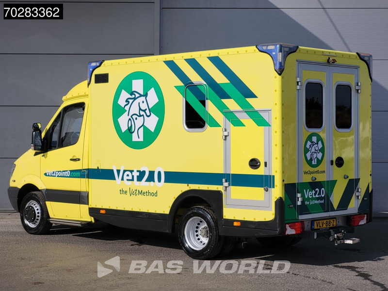 Mercedes-Benz Sprinter 519 CDI MARGE! 3.0L V6 Automaat 190PK Ambulance Trekhaak Airco Cruise APK 02-2026 Euro6 Rettungswagen Krankenwagen 13m3 Airco Tr - Pohotovostní vůz: obrázek 2 Mercedes-Benz Sprinter 519 CDI MARGE! 3.0L V6 Automaat 190PK Ambulance Trekhaak Airco Cruise APK 02-2026 Euro6 Rettungswagen Krankenwagen 13m3 Airco Tr - Pohotovostní vůz: obrázek 2