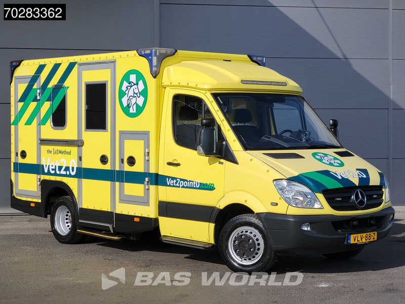 Mercedes-Benz Sprinter 519 CDI MARGE! 3.0L V6 Automaat 190PK Ambulance Trekhaak Airco Cruise APK 02-2026 Euro6 Rettungswagen Krankenwagen 13m3 Airco Tr - Pohotovostní vůz: obrázek 5 Mercedes-Benz Sprinter 519 CDI MARGE! 3.0L V6 Automaat 190PK Ambulance Trekhaak Airco Cruise APK 02-2026 Euro6 Rettungswagen Krankenwagen 13m3 Airco Tr - Pohotovostní vůz: obrázek 5