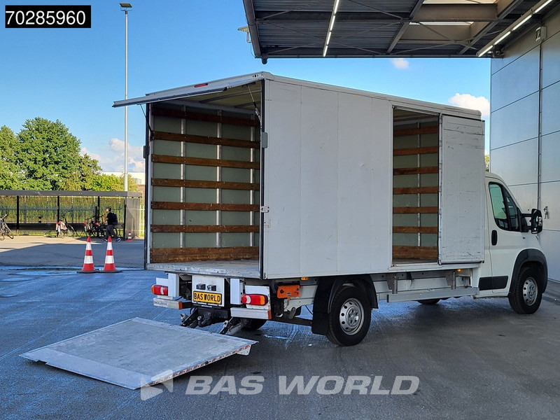 Peugeot Boxer 150PK Trekhaak D'Hollandia Laadklep Zijdeur Bakwagen Navi Airco Cruise Lat om Lat Euro5 Meubelbak Koffer 18m3 Airco Trekhaak Cruise co - Dodávka skřín: obrázek 3 Peugeot Boxer 150PK Trekhaak D'Hollandia Laadklep Zijdeur Bakwagen Navi Airco Cruise Lat om Lat Euro5 Meubelbak Koffer 18m3 Airco Trekhaak Cruise co - Dodávka skřín: obrázek 3