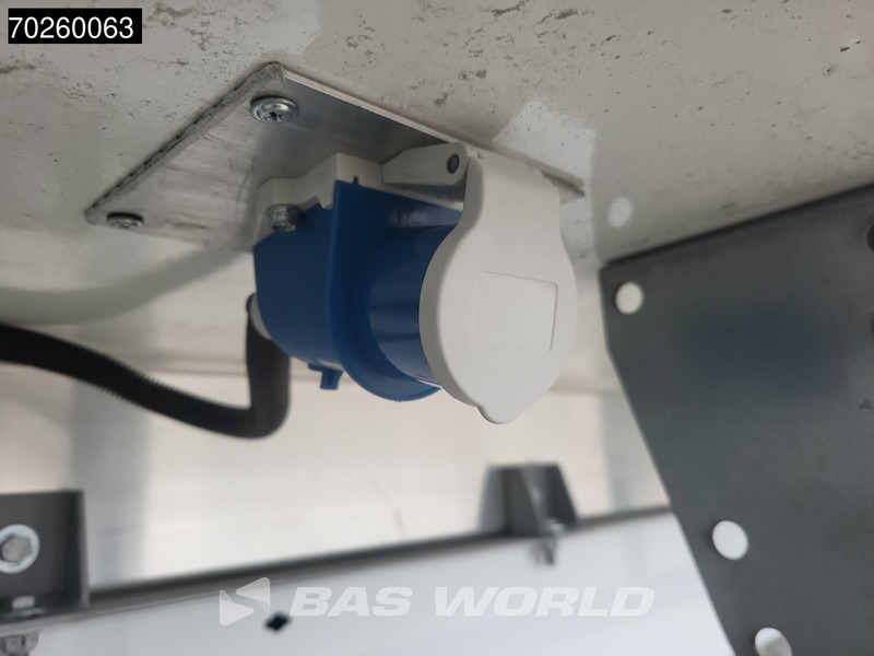 Nový Chladící dodávka Renault Master 165PK -15 Vriezer Koelwagen Thermo King V-200 MAX 230V stekker Koel Koeler Vries Kühlwagen Bakwagen Kühlkoffer Frigo 17m3 Airco Cruise: obrázek 9 Nový Chladící dodávka Renault Master 165PK -15 Vriezer Koelwagen Thermo King V-200 MAX 230V stekker Koel Koeler Vries Kühlwagen Bakwagen Kühlkoffer Frigo 17m3 Airco Cruise: obrázek 9