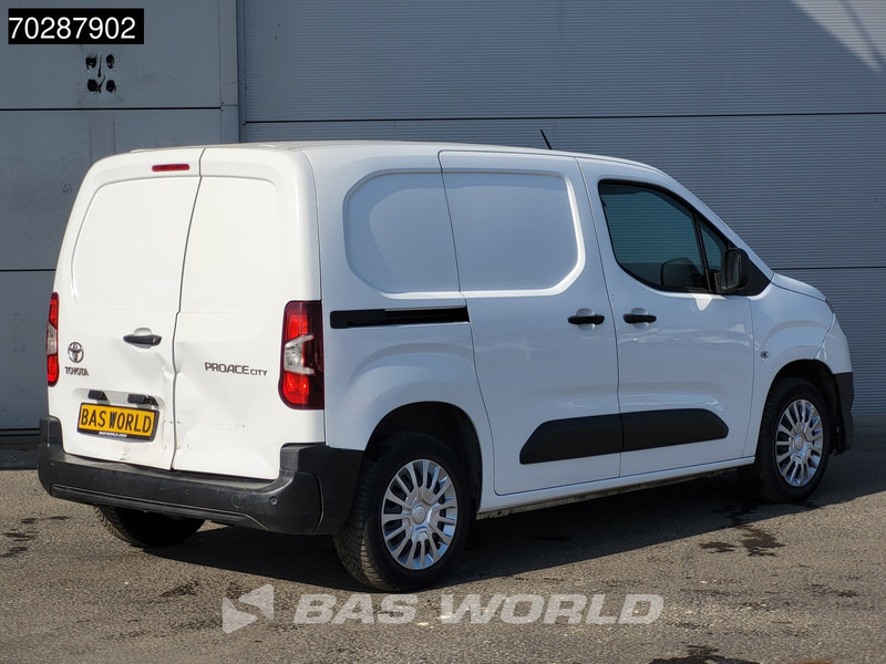 Toyota ProAce City 102PK L1H1 Navi Airco Cruise Camera Parkeersensoren Euro6 L1 3m3 Airco Cruise control - Malá dodávka: obrázek 5 Toyota ProAce City 102PK L1H1 Navi Airco Cruise Camera Parkeersensoren Euro6 L1 3m3 Airco Cruise control - Malá dodávka: obrázek 5