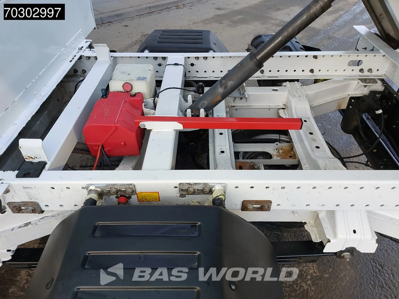 Dodávka sklápěč Volkswagen Crafter 177pk Automaat Kipper Dubbellucht 3,5t Trekhaak Navi Airco Cruise Camera Euro6 Tipper Benne Kieper Airco Trekhaak Cruise control: obrázek 9 Dodávka sklápěč Volkswagen Crafter 177pk Automaat Kipper Dubbellucht 3,5t Trekhaak Navi Airco Cruise Camera Euro6 Tipper Benne Kieper Airco Trekhaak Cruise control: obrázek 9