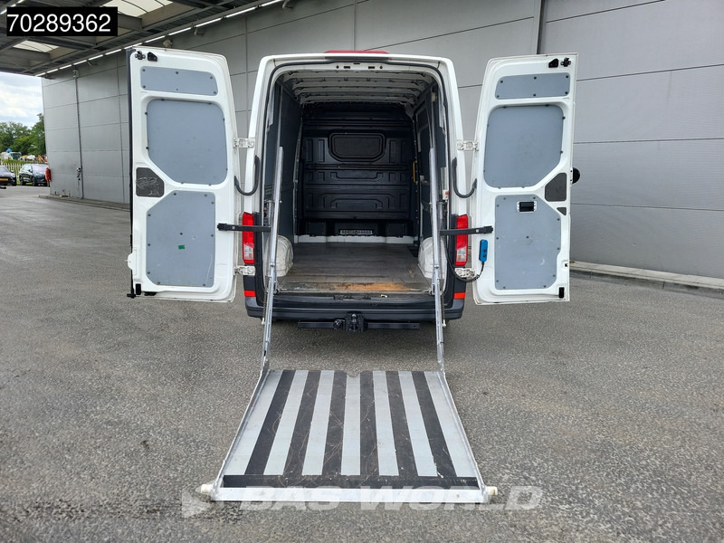 Volkswagen Crafter Easy Loader 500KG L3H3 Trekhaak Airco Cruise Euro6 L2H2 12m3 Airco Trekhaak Cruise control - Furgon: obrázek 5 Volkswagen Crafter Easy Loader 500KG L3H3 Trekhaak Airco Cruise Euro6 L2H2 12m3 Airco Trekhaak Cruise control - Furgon: obrázek 5