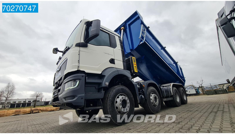 Interior photo 2: Nový Sklápěč MAN TGS 35.440 8X4 18m3 tipper Hardox 450 Manual Steelsuspension Euro 6