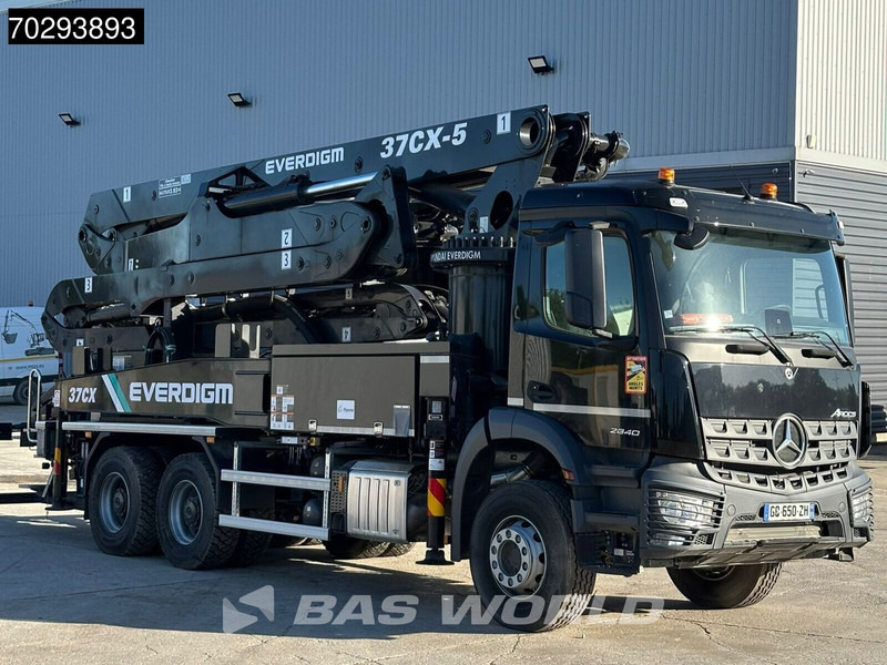 Mercedes-Benz Arocs 2840 Arocs 6X4 NEW! Everdigm 37CX-5 concrete pump Steel Suspension Automatic Euro 6 - Autočerpadlo: obrázek 3 Mercedes-Benz Arocs 2840 Arocs 6X4 NEW! Everdigm 37CX-5 concrete pump Steel Suspension Automatic Euro 6 - Autočerpadlo: obrázek 3