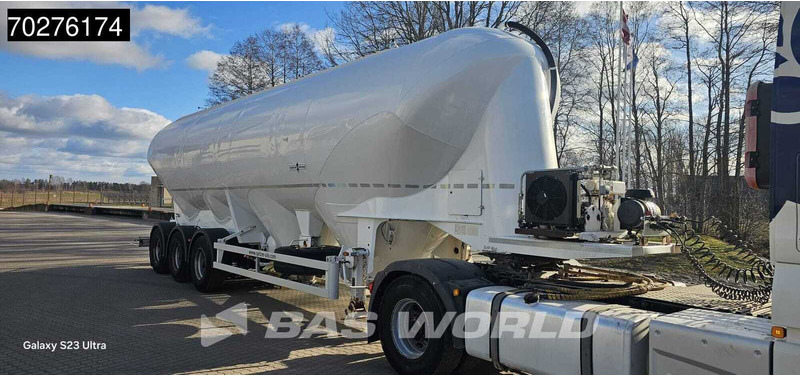 SPITZER SF2755/4P 3 axles 55m3 Liftachse - Cisternový návěs: obrázek 3 SPITZER SF2755/4P 3 axles 55m3 Liftachse - Cisternový návěs: obrázek 3