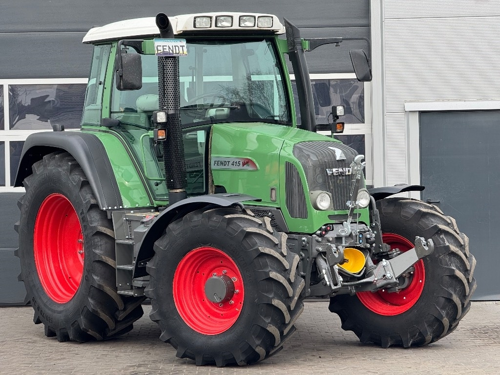 Fendt 415 Vario TMS - Traktor: obrázek 2 Fendt 415 Vario TMS - Traktor: obrázek 2
