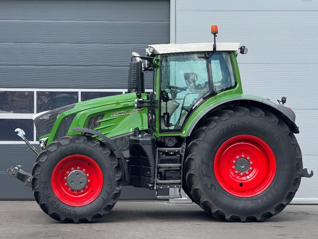 Fendt 930 Vario S4 Profi Plus - Traktor: obrázek 3 Fendt 930 Vario S4 Profi Plus - Traktor: obrázek 3