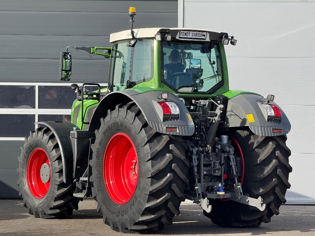 Fendt 930 Vario S4 Profi Plus - Traktor: obrázek 3 Fendt 930 Vario S4 Profi Plus - Traktor: obrázek 3