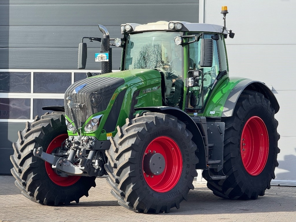 Fendt 930 Vario S4 Profi Plus - Traktor: obrázek 2 Fendt 930 Vario S4 Profi Plus - Traktor: obrázek 2
