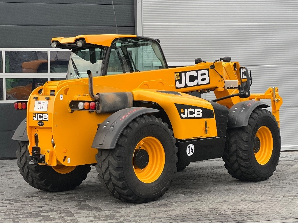 JCB 541-70 Agri Plus - Teleskopický manipulátor: obrázek 5 JCB 541-70 Agri Plus - Teleskopický manipulátor: obrázek 5