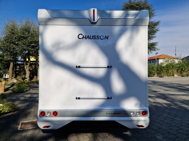 Chausson 640 First Line Ford - Polointegrovaný obytný vůz: obrázek 3 Chausson 640 First Line Ford - Polointegrovaný obytný vůz: obrázek 3