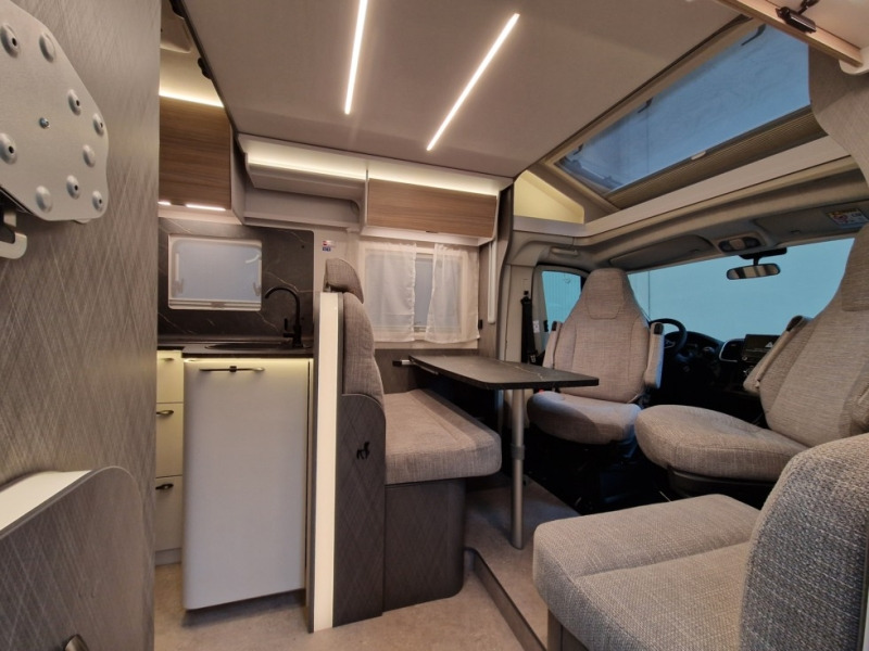 Etrusco T 6900 SB - Polointegrovaný obytný vůz: obrázek 4 Etrusco T 6900 SB - Polointegrovaný obytný vůz: obrázek 4