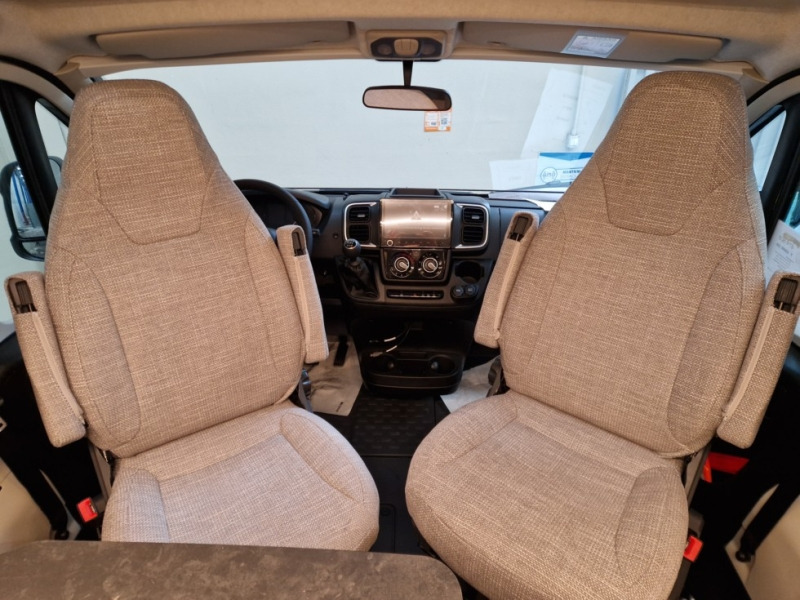 Etrusco T 6900 SB - Polointegrovaný obytný vůz: obrázek 5 Etrusco T 6900 SB - Polointegrovaný obytný vůz: obrázek 5