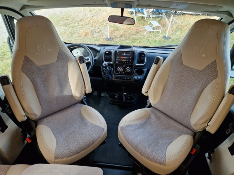 Etrusco T 7400 SBC - Polointegrovaný obytný vůz: obrázek 4 Etrusco T 7400 SBC - Polointegrovaný obytný vůz: obrázek 4