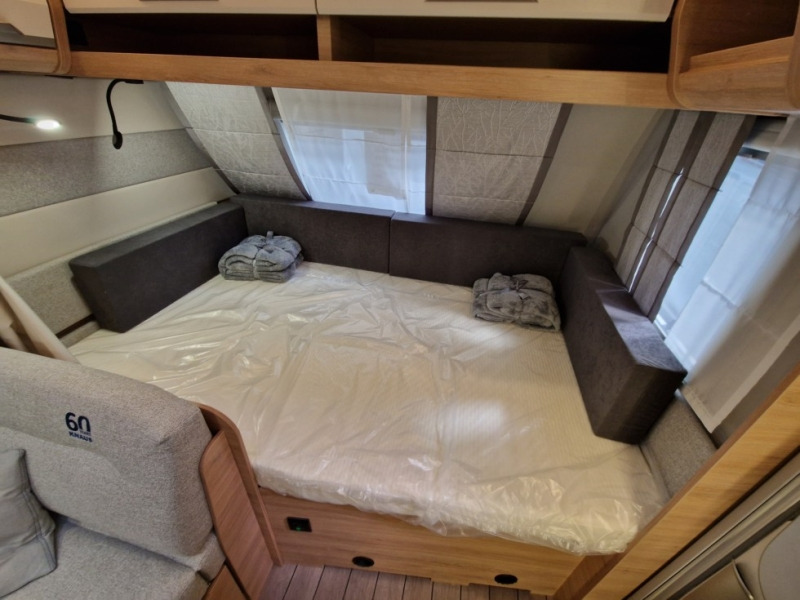 Knaus Sudwind 500 QDK 60° Years - Karavan: obrázek 4 Knaus Sudwind 500 QDK 60° Years - Karavan: obrázek 4