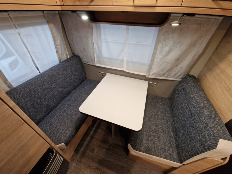 Weinsberg CaraOne 420 QD - Karavan: obrázek 5 Weinsberg CaraOne 420 QD - Karavan: obrázek 5