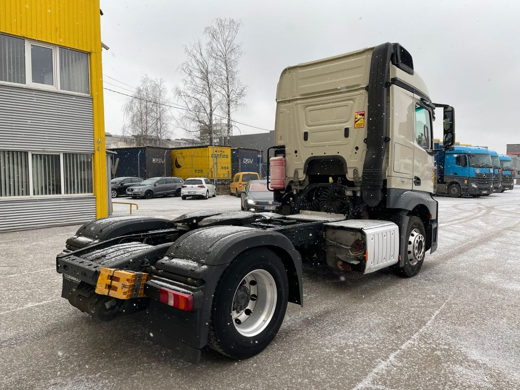 Mercedes-Benz Actros 1843 ADR 7 unit - Tahač: obrázek 3 Mercedes-Benz Actros 1843 ADR 7 unit - Tahač: obrázek 3