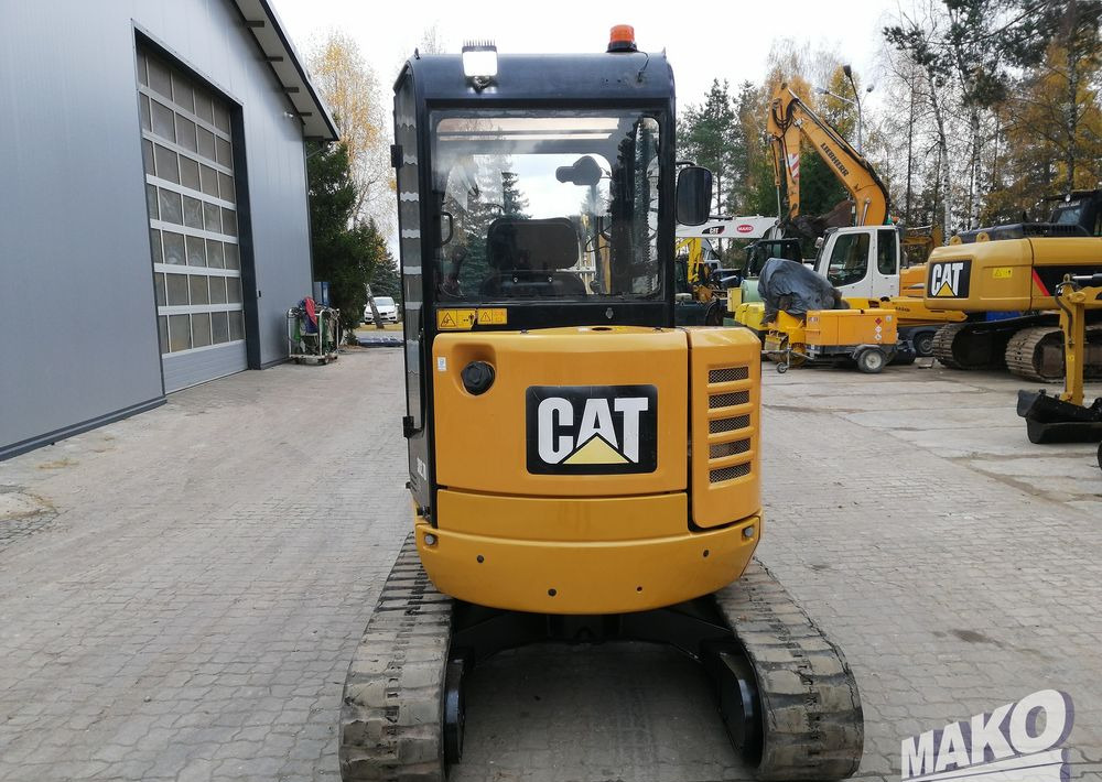 Caterpillar 302.7 D CR - Pásové rýpadlo: obrázek 4 Caterpillar 302.7 D CR - Pásové rýpadlo: obrázek 4