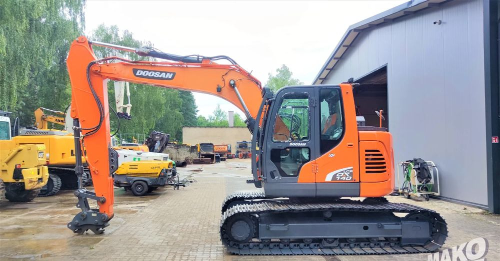 Doosan DX140LCR-5 - Pásové rýpadlo: obrázek 1 Doosan DX140LCR-5 - Pásové rýpadlo: obrázek 1