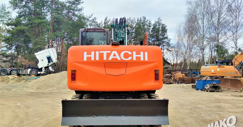 Hitachi ZX140W-3 - Kolesové rýpadlo: obrázek 3 Hitachi ZX140W-3 - Kolesové rýpadlo: obrázek 3