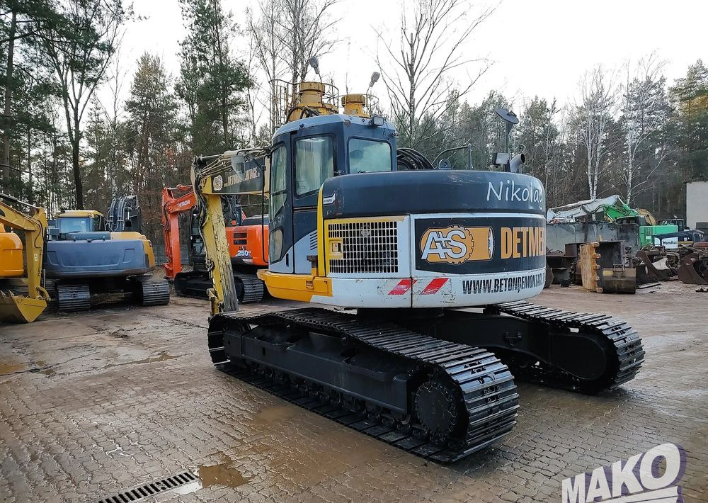 Komatsu PC228USLC-3 - Pásové rýpadlo: obrázek 2 Komatsu PC228USLC-3 - Pásové rýpadlo: obrázek 2