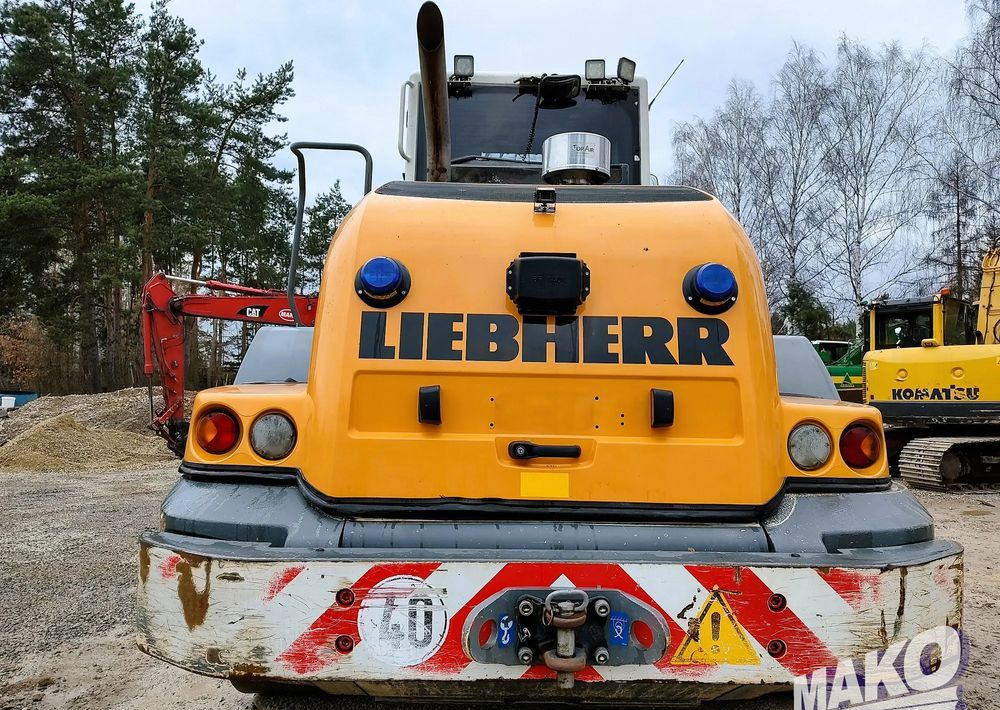 Liebherr L542 - Kolový nakladač: obrázek 4 Liebherr L542 - Kolový nakladač: obrázek 4