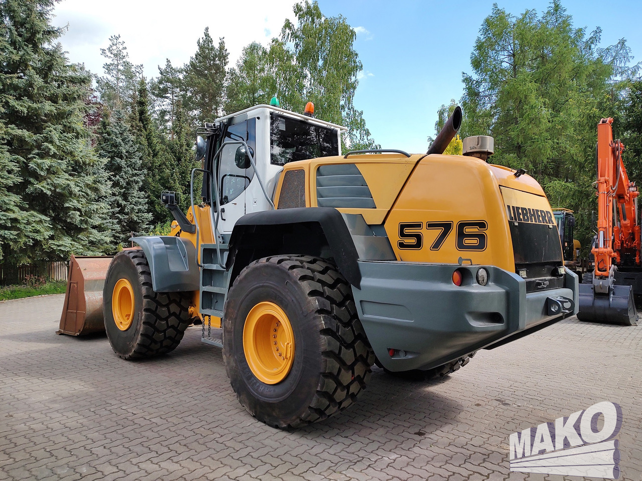 Liebherr L576 - Kolový nakladač: obrázek 1 Liebherr L576 - Kolový nakladač: obrázek 1