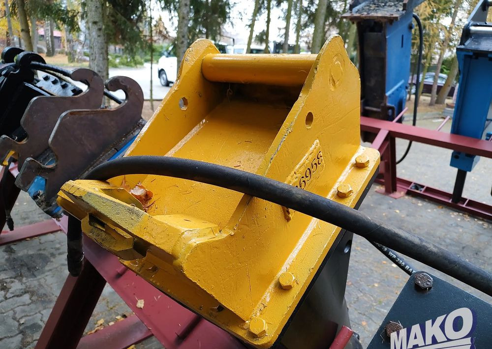 Młot hydrauliczny CAT 415kg do koparki - Příslušenství pro Stavební technika: obrázek 3 Młot hydrauliczny CAT 415kg do koparki - Příslušenství pro Stavební technika: obrázek 3
