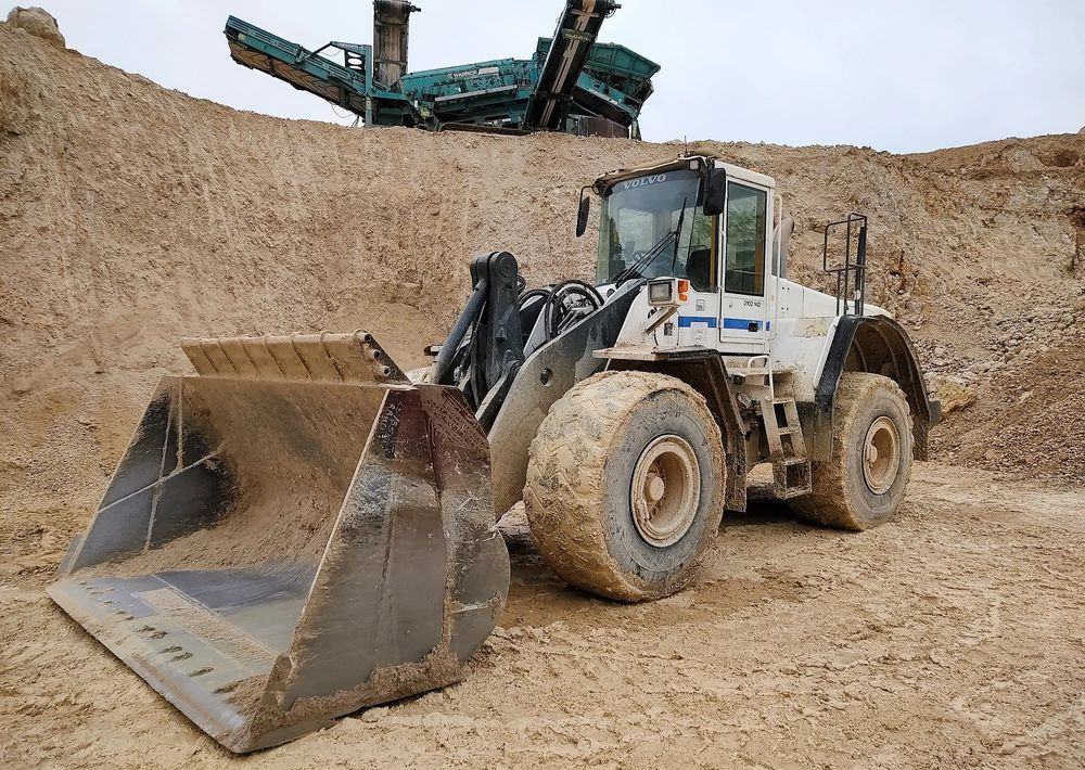 Volvo L180E - Kolový nakladač: obrázek 1 Volvo L180E - Kolový nakladač: obrázek 1