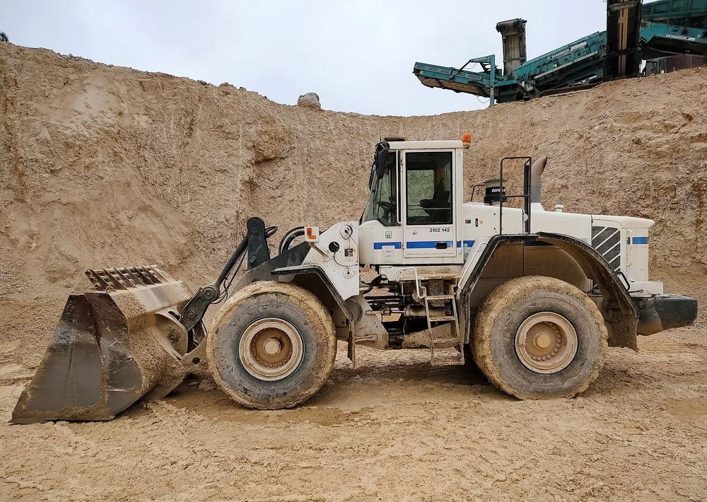 Volvo L180E - Kolový nakladač: obrázek 2 Volvo L180E - Kolový nakladač: obrázek 2