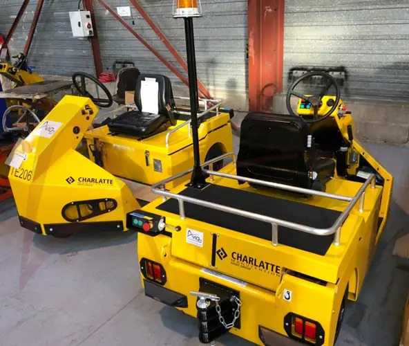 CHARLATTE TE206 - Tažný traktor pro zavazadla: obrázek 1 CHARLATTE TE206 - Tažný traktor pro zavazadla: obrázek 1