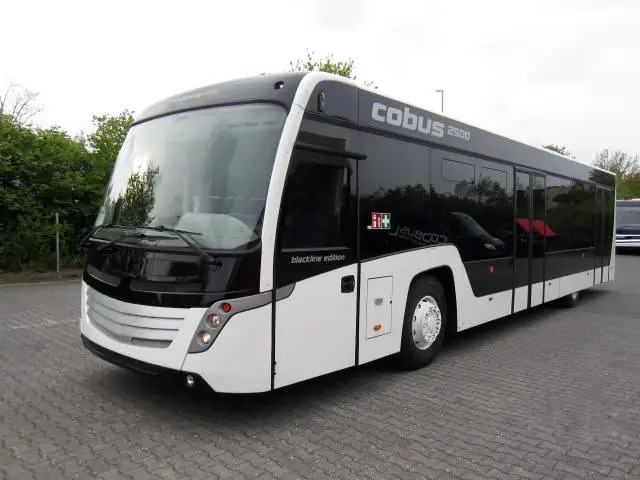 CONTRAC COBUS 2500 - Letištní autobus: obrázek 1 CONTRAC COBUS 2500 - Letištní autobus: obrázek 1